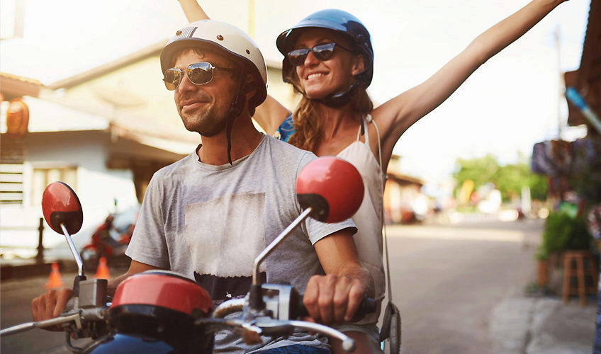 Offer guided tours for city sightseeing